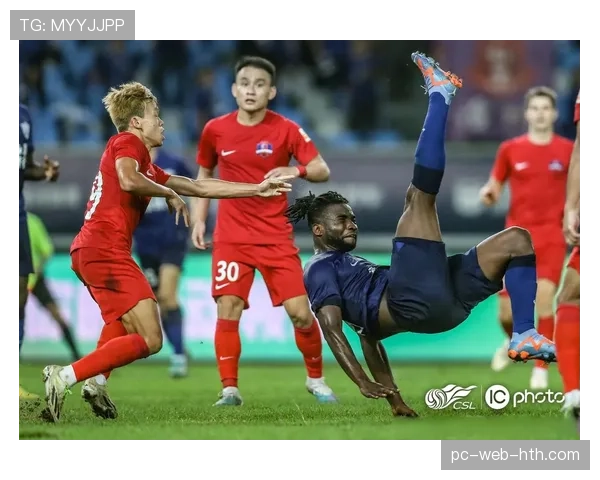 梅州客家1-1沧州雄狮,两队均在最后时刻因防守注意力不集中丢球 梅州客家1-1沧州雄狮,两队均在最后时刻因防守注意力不集中丢球